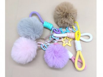 им Шарик арт. 250125-209 Брелок пушистый со звездой на шнурке цвета микс в пак.